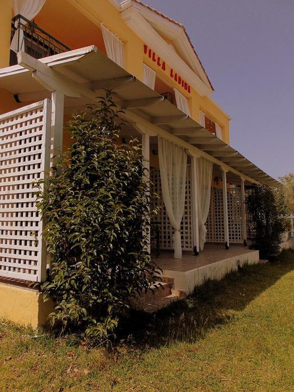 Villa Ladina Lygia  Ngoại thất bức ảnh